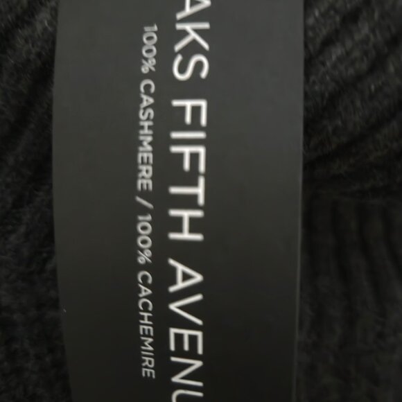 SAKS FIFTH AVENUE 100% CASHMERE LONG SWEATER S NWT - Picture 4 of 6